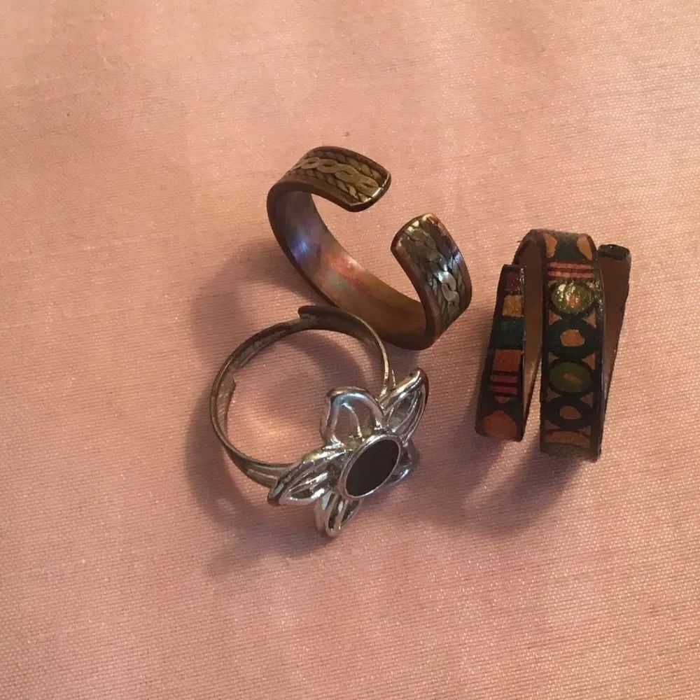 Three Ring Set - Picture 3 of 3